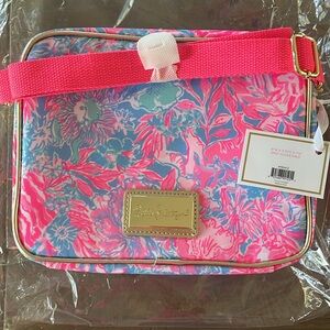 NWT Lilly Pulitzer Viva La Lilly lunch bag with adjustable/removable strap